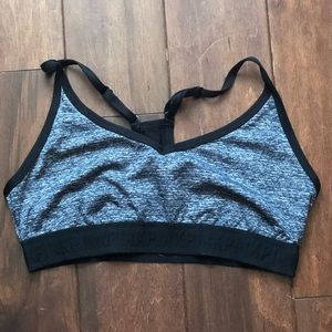 VS PINK Ultimate Sports Bra